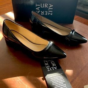 Naturalizer Womens Feather Black Pointed Toe Heels